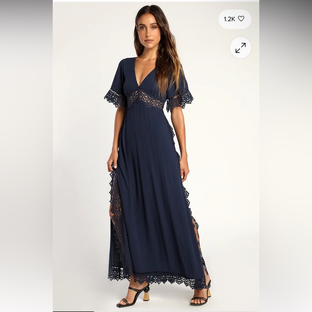 Lulus Navy Blue “Sweeten the Occasion” Lace Maxi Dress Size Small